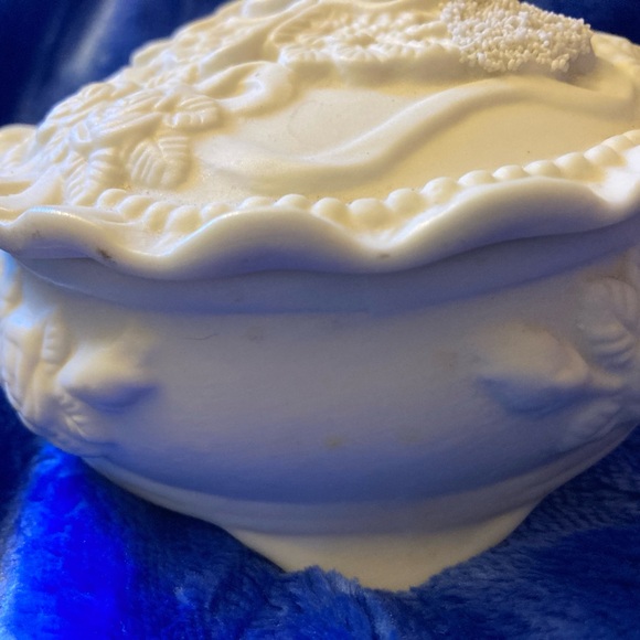 Vintage Angel Wings Ceramic Trinket Box by Hermitage Pottery Jewelry Box - Picture 3 of 7